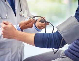 誘發(fā)高血壓的四個(gè)不良習(xí)慣，90%的人都在做！